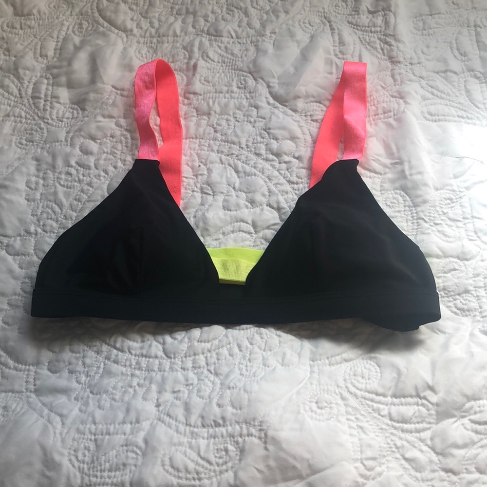🎊2 for 15 🎊Target bikini top